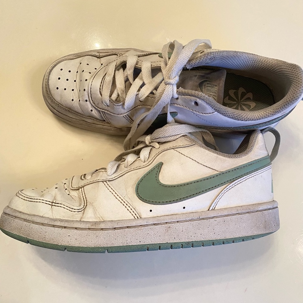 Kids Nike Court Borough Low Recraft White and Green
